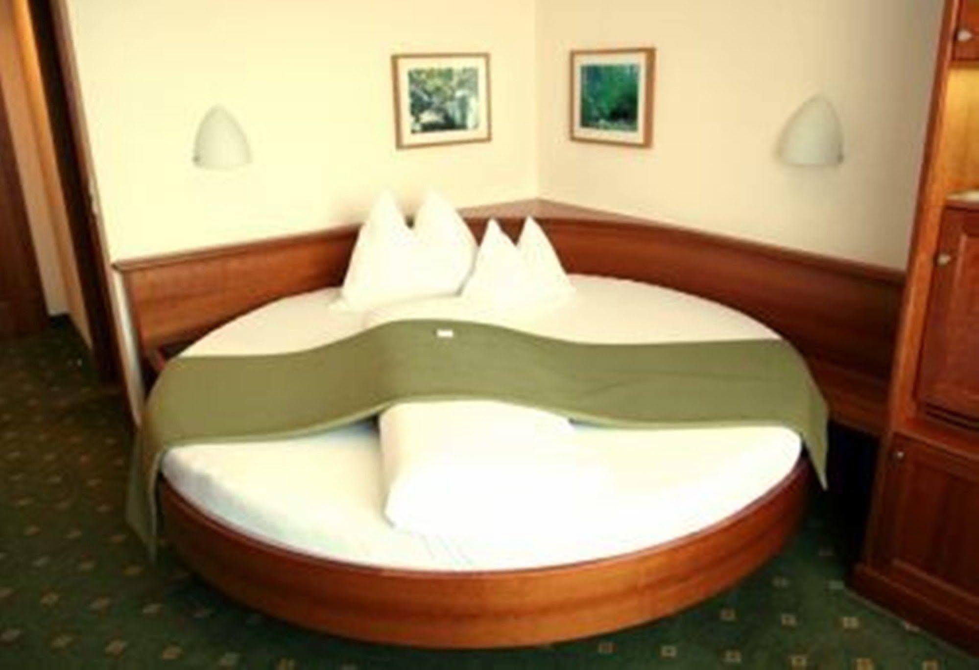 Hotel & Restaurant Stern Гмюнд Экстерьер фото